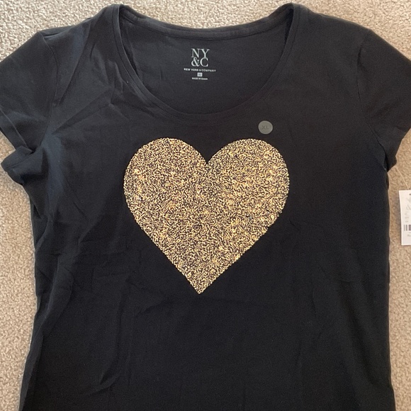 size XL, bust up to 44” inches, heart of gold sequin shirt, new condition - Picture 6 of 8